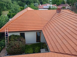 Čistenie strechy rodinného domu Topoľčany